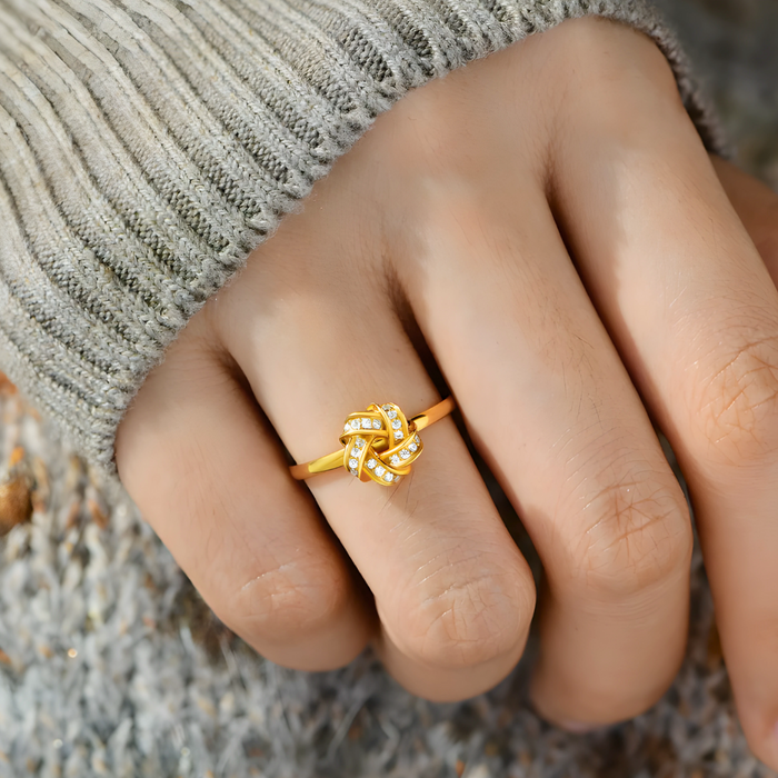 Adela | Gold-Plated Flower Ring