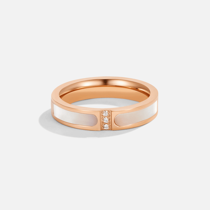 Alona | Ring with Pearl