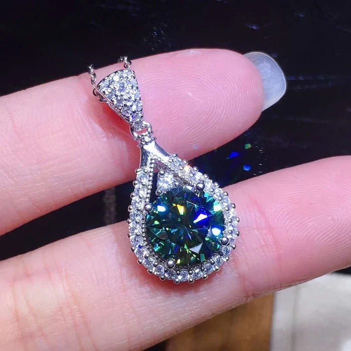 Amélie | Silver Necklace with Emerald Pendant