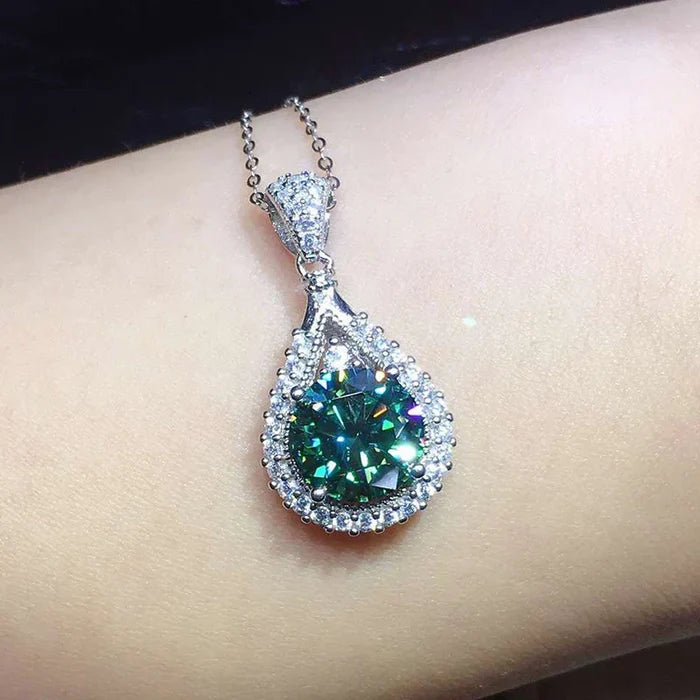 Amélie | Silver Necklace with Emerald Pendant