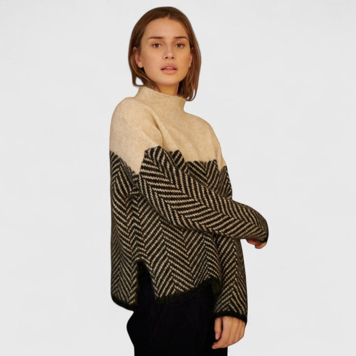 Anais | Jumper Cotton Neckline High