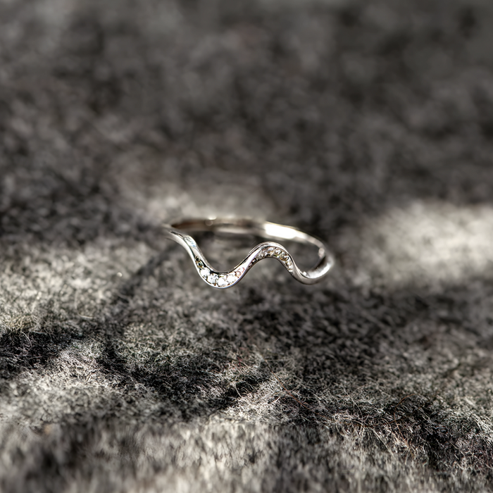 Anastasia | Wave Silver Ring