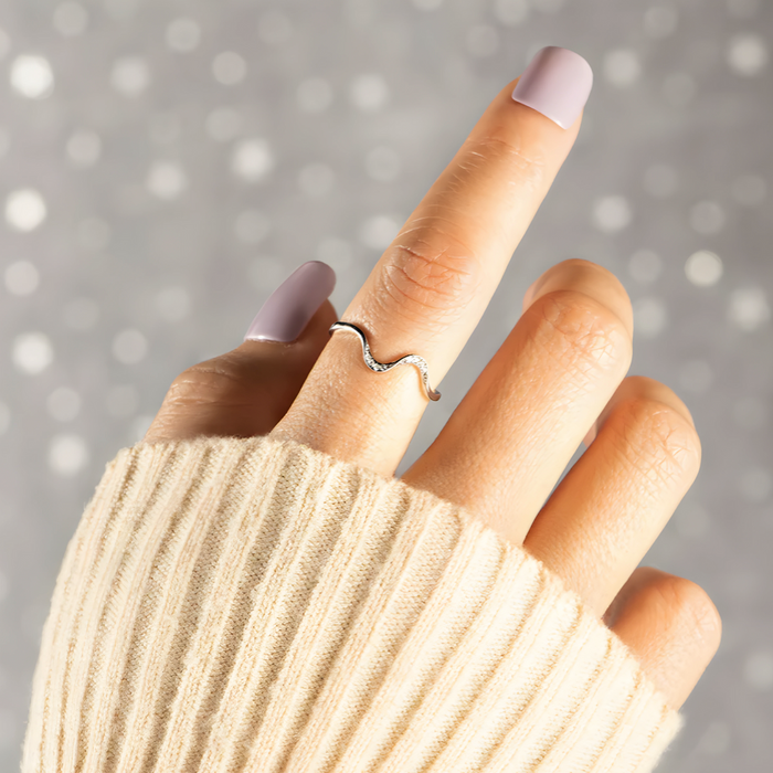 Anastasia | Wave Silver Ring