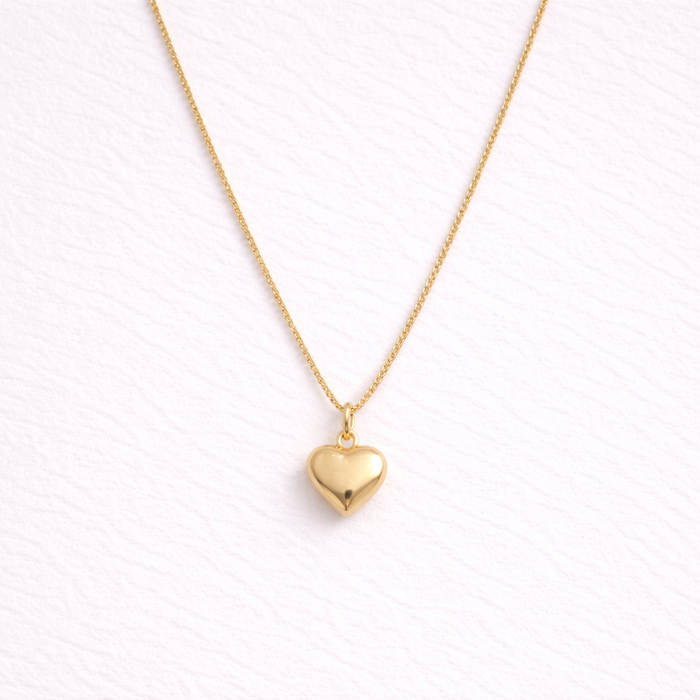 Camila | Gold Minimalist Heart Necklace