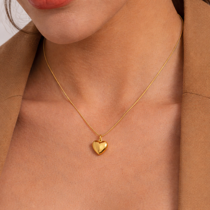 Camila | Gold Minimalist Heart Necklace
