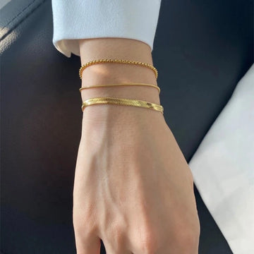 Carina | Gold-Plated Bracelet with Brilliant Structure