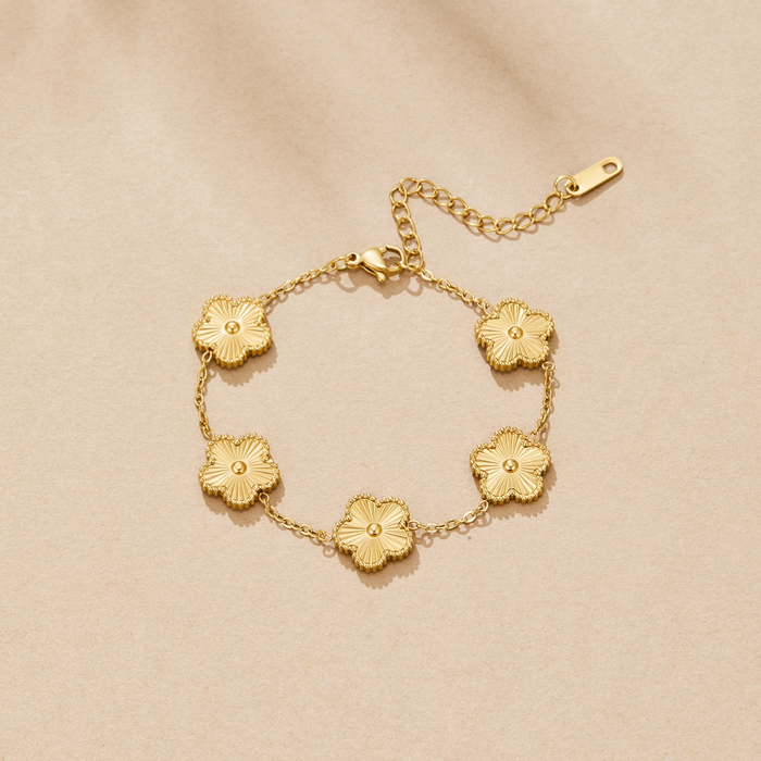 Carla | Gold-Plated Luck Bracelet