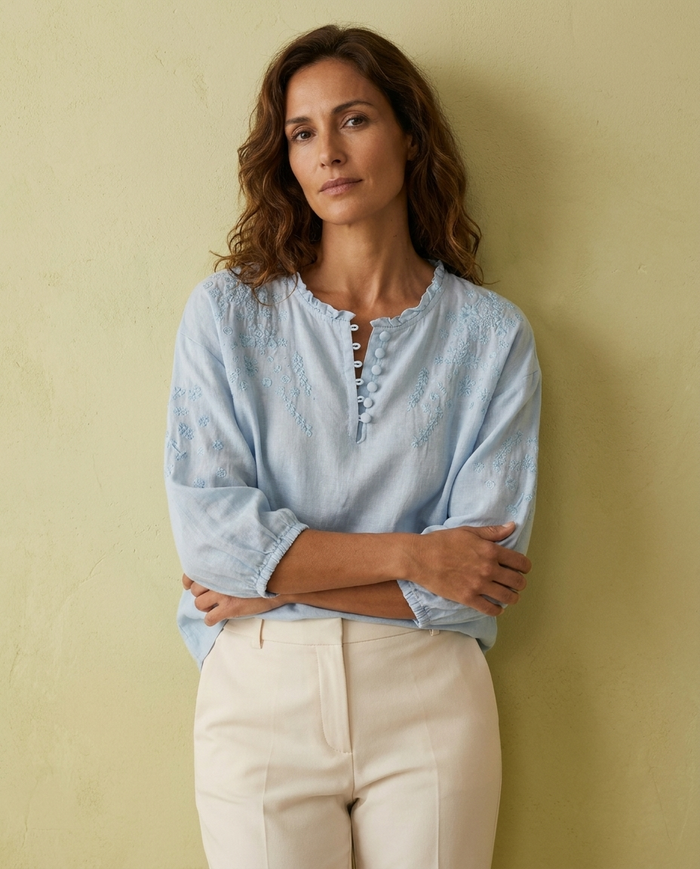 Cassiana | Cotton and Linen Embroidered Blouse