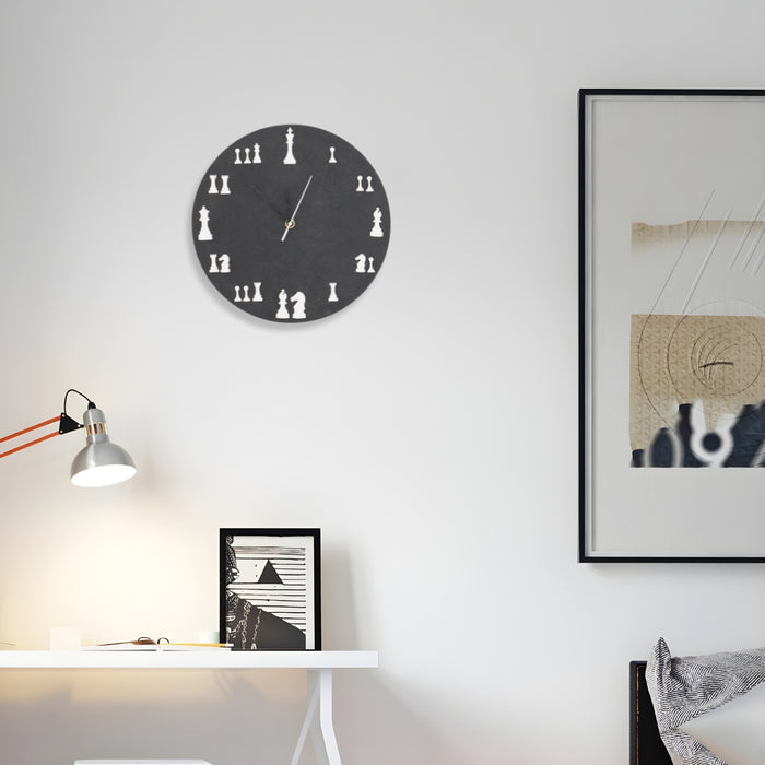 Chess Wall Clock | Round | Wood