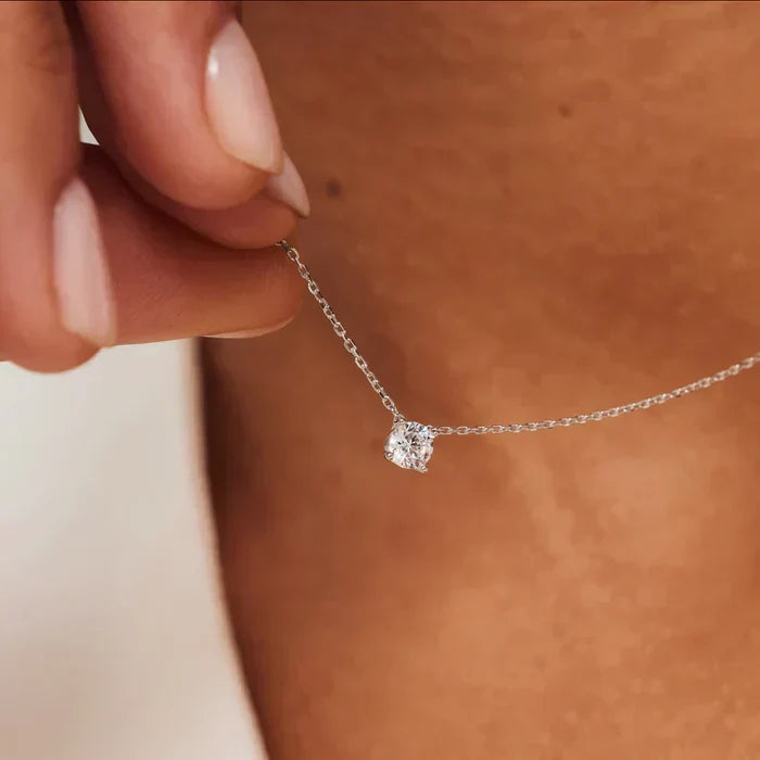 Cléa | Moissanite Stones Setting