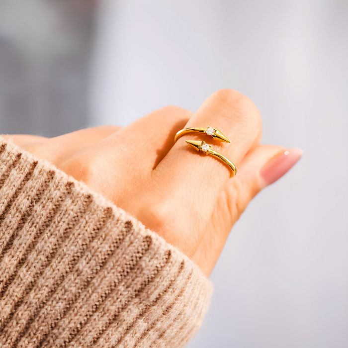 Diana | Gold-Plated Arrow Ring