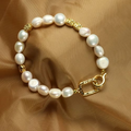 Diana | Gold-Plated Hope Bracelet with Defined Pearls Silhouette