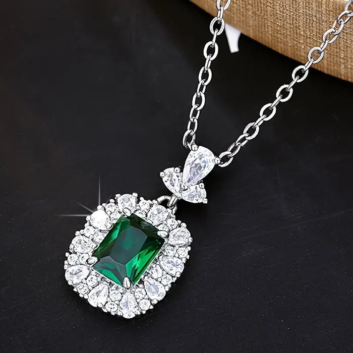 Elina | Silver Pendant with Emeralds Crown