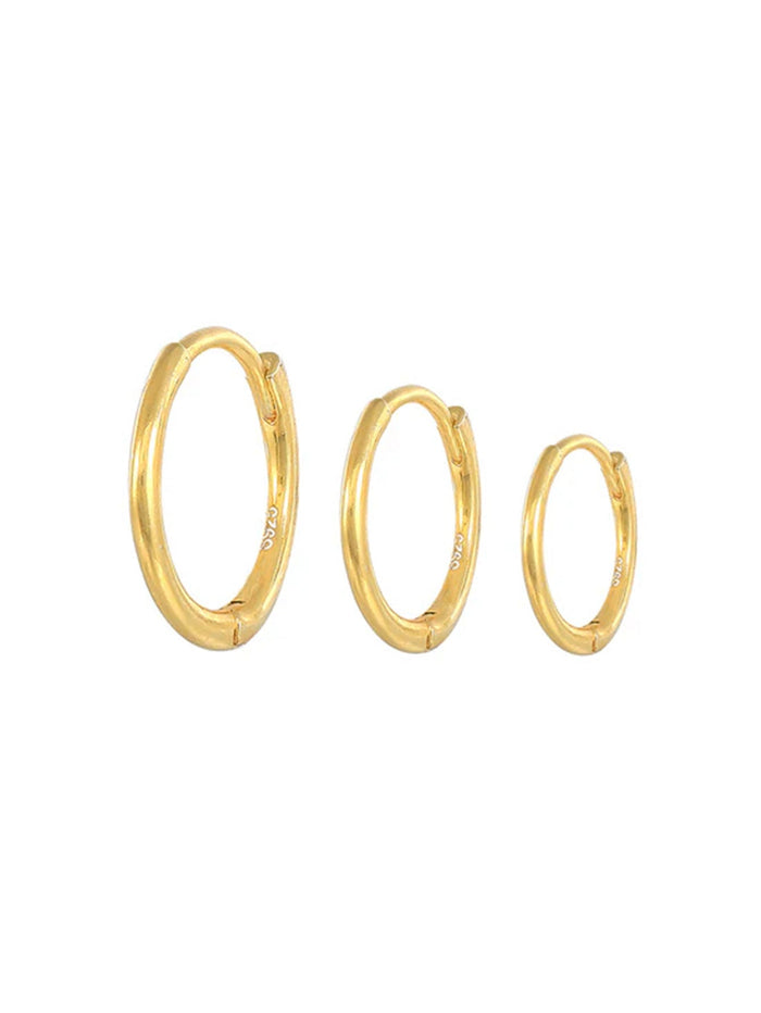 Emilie | Gold-Plated Delicate Earrings with Soft Shine