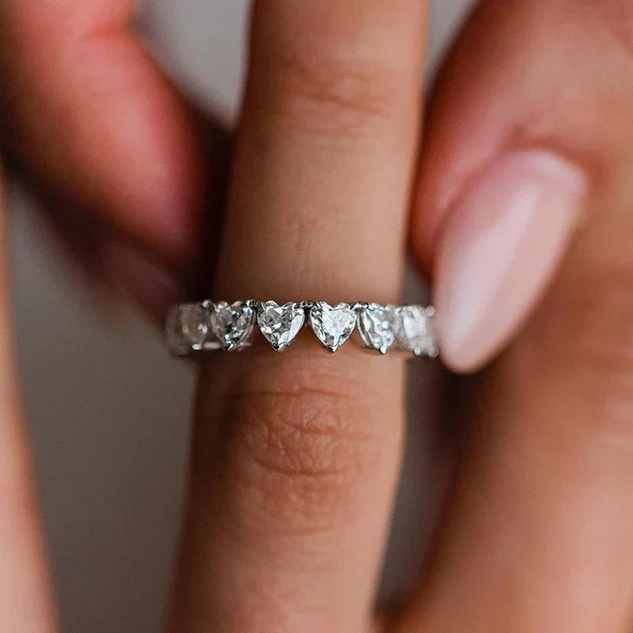 Fiona | Ring with Brilliant Edge