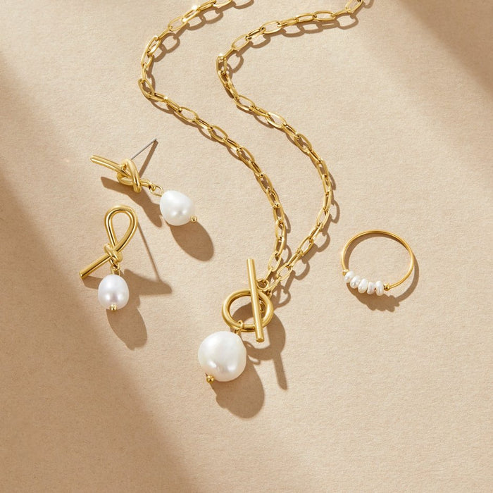 Francis | Gold-Plated Chain Pendant with Filigree
