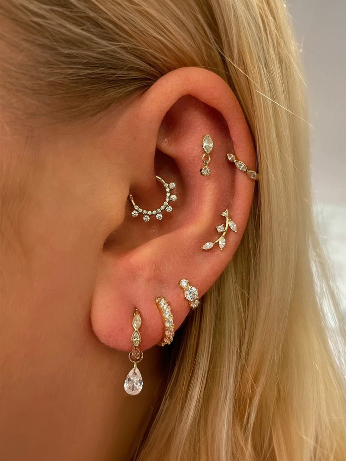 Frieda | Gold-Plated Delicate Earrings with Playful Touch