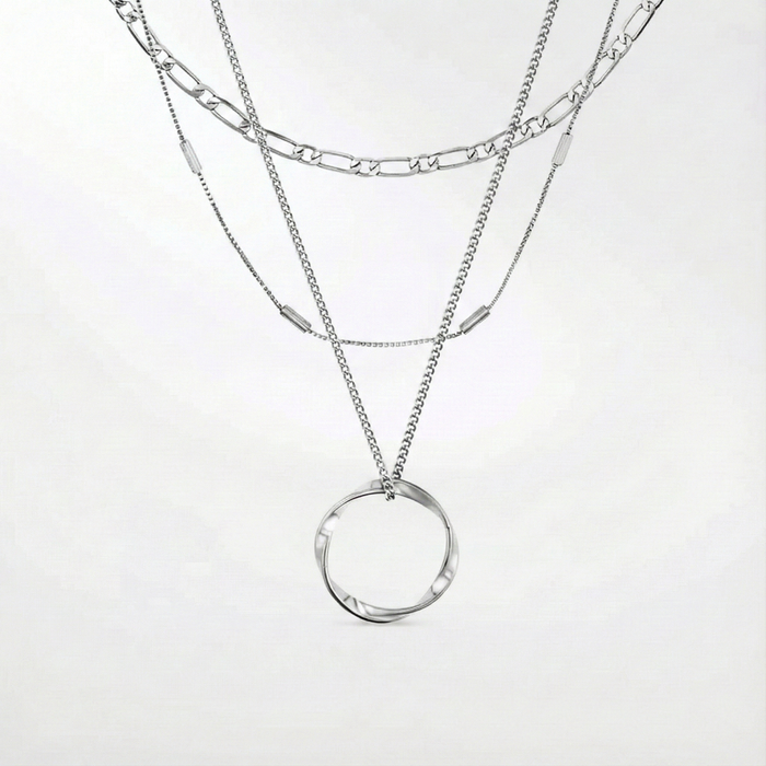 Greta | Three Threads Open Necklace