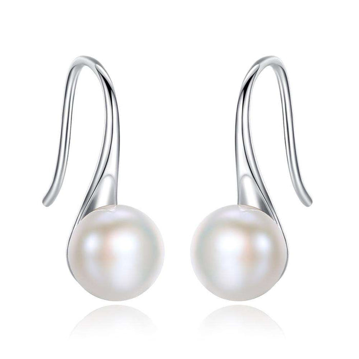 Helena | Gold-Plated Earrings with Oval Pearl