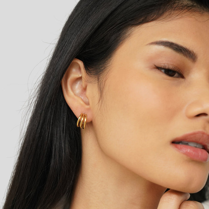 Helena | Gold-Plated Hoop Mini Earrings with Structure