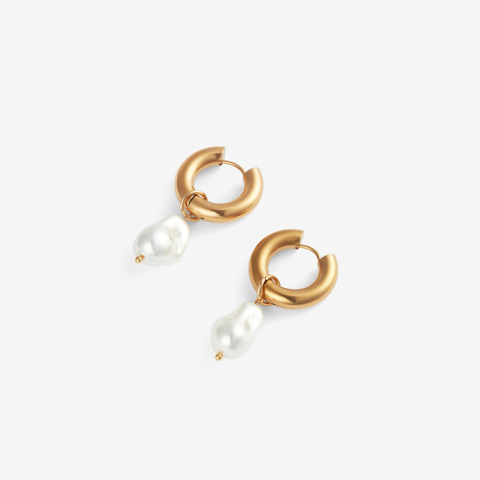 Hilla | Bold Pearl Hoops