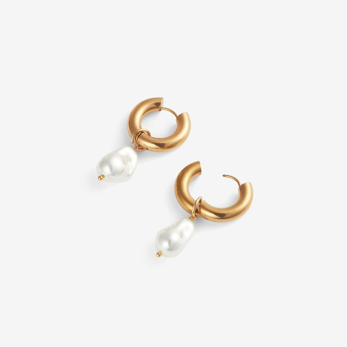 Hilla | Bold Pearl Hoops