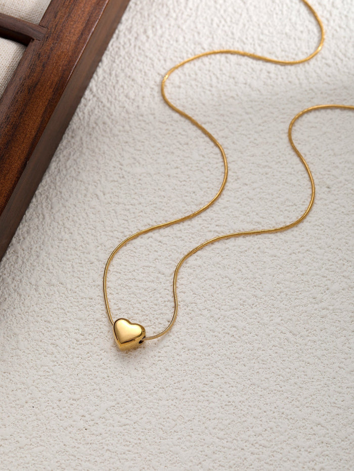 Isabella | Gold-Tone Minimalist Elegant Heart Necklace
