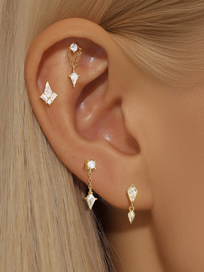 Jana | Gold-Plated Earrings with Delicate Lines Design