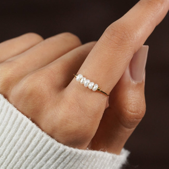 Johana | Grace Ring with Sweet Water Pearl