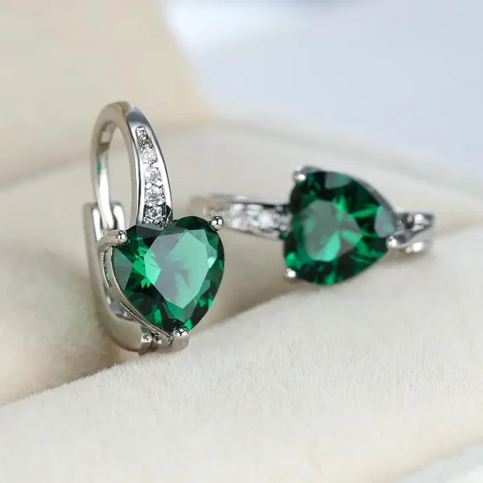 Johana | Silver Ring with Two Emeralds Setting