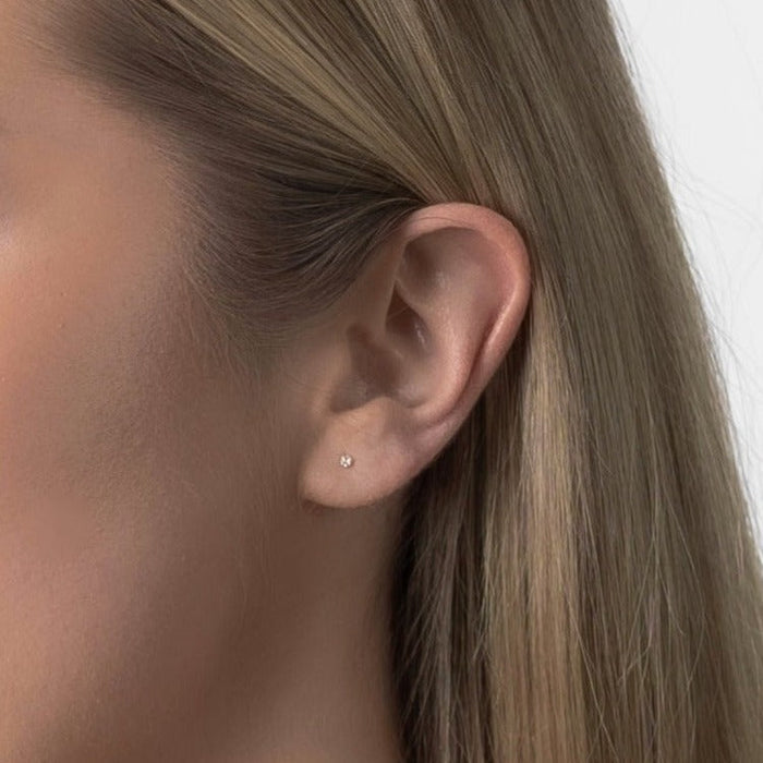 Kaisla | Gold-Plated Zirconia Studs, 2 mm