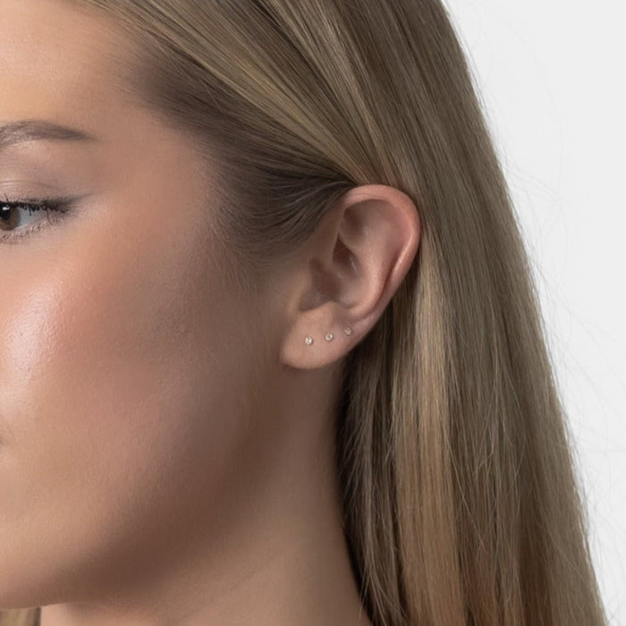 Kaisla | Gold-Plated Zirconia Studs, 2 mm