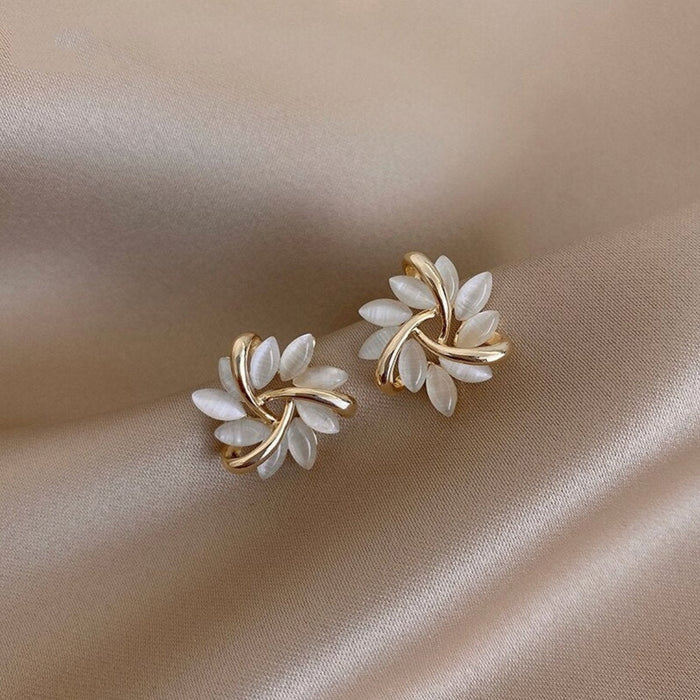 Karolína | Gold-Plated Earrings with Geometric Mix