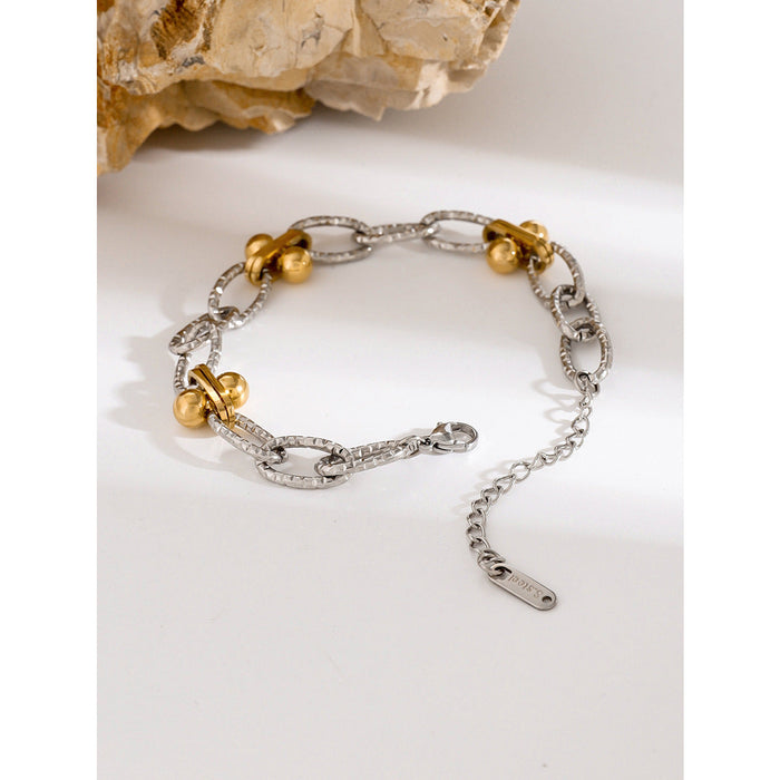 Klara | Gold-Plated Bracelet with Pearls Decoration