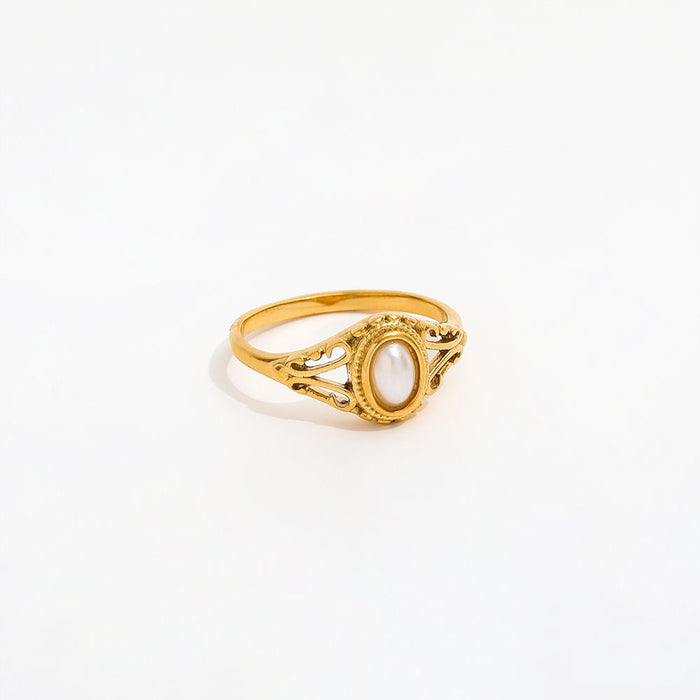 Klára | Gold-Plated Minimalist Ring with Delicate Wave