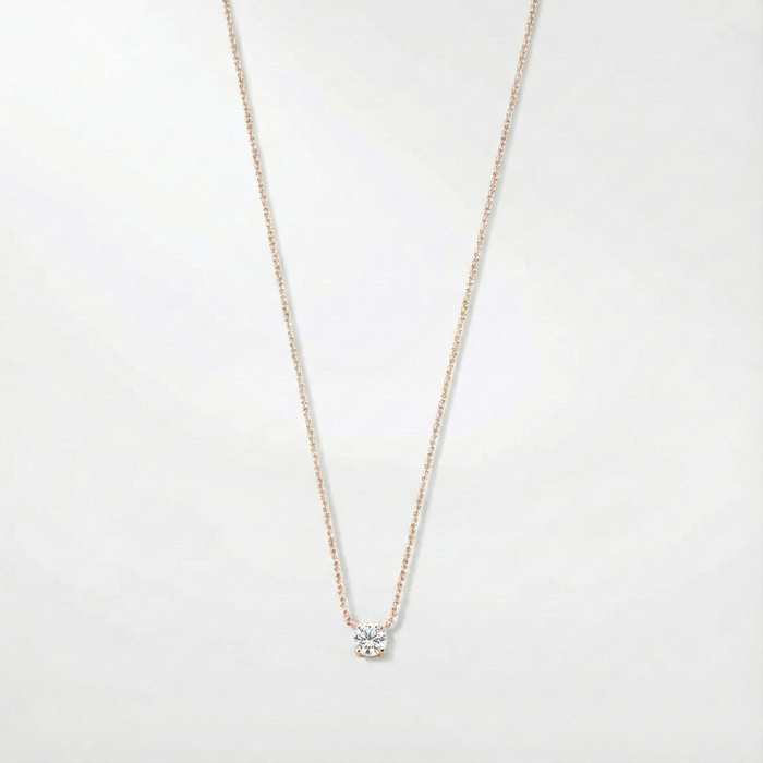 Klára | Necklace with Stone Moissanite