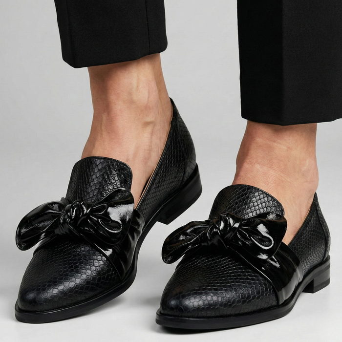 Klaudia | Loafer with Bow