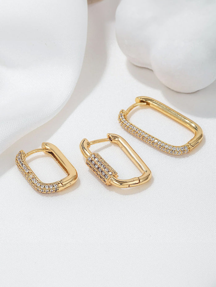 Lara | Gold-Plated Earrings with Delicate Curve