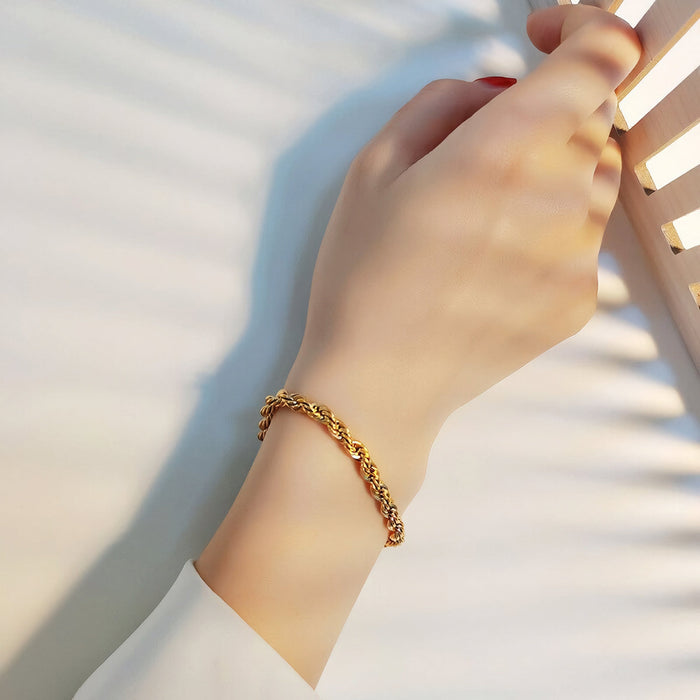 Lena | Gold-Plated Bracelet with Cord Delicate Structure