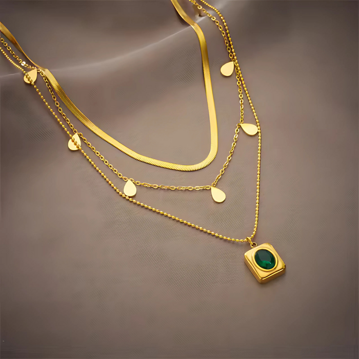 Leona | Gold-Plated Emeralds Necklace with Round Accents