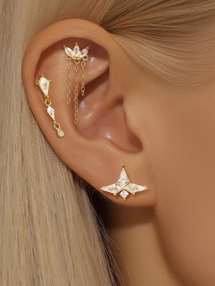Leonie | Delicate Earrings with Shine