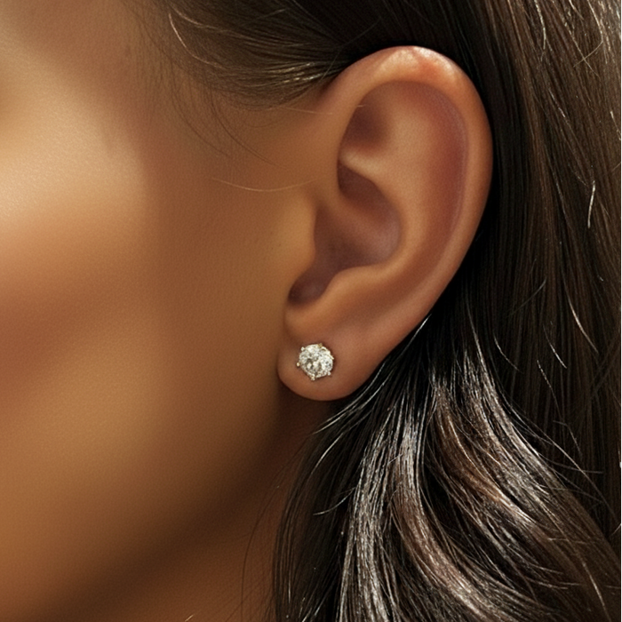 Linnea | Gold-Plated Zirconia Studs, 6 mm