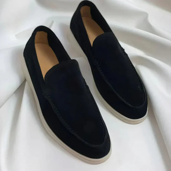 Black / 38