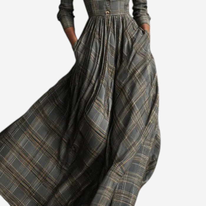 Manuelle | Dress Check Chic