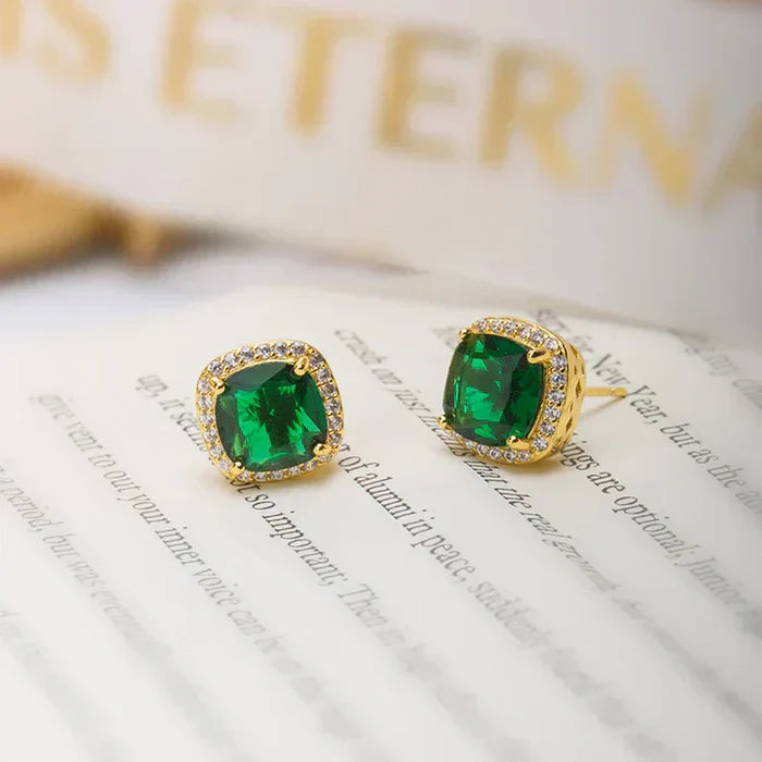 Maren | Gold-Plated Earrings with Emerald Decoration