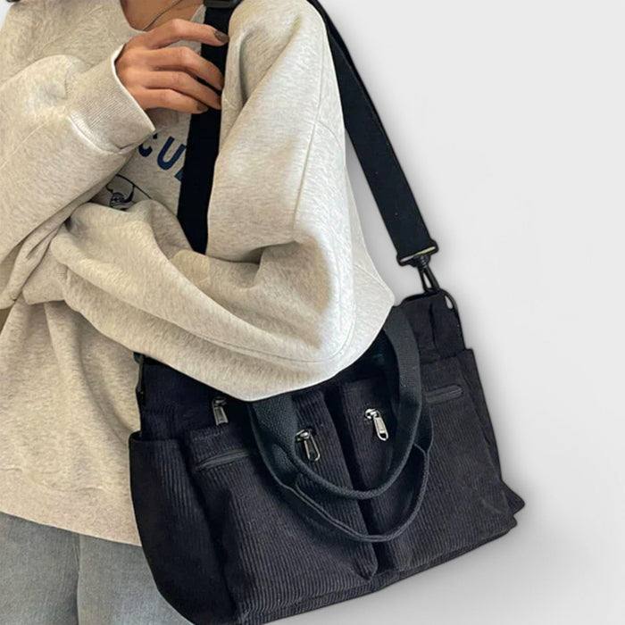 Maria | With Varios Pockets Bag