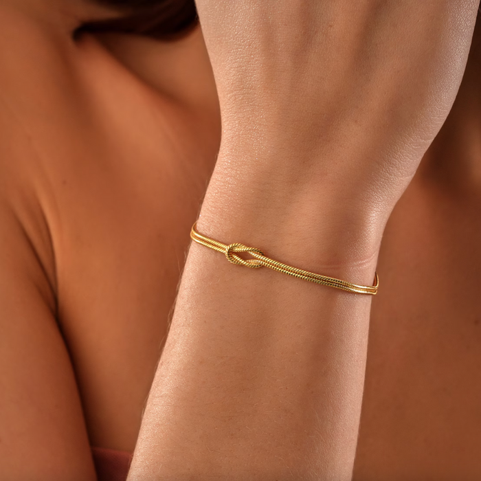 Marina | Silver Eternal Knot Bracelet – Mom & Daughter