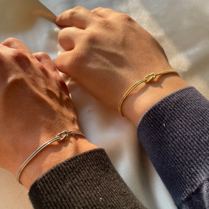 Marina | Silver Eternal Knot Bracelet – Mom & Daughter
