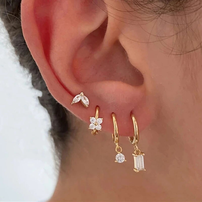 Melanie | Gold-Plated Delicate Earrings with Delicate Texture