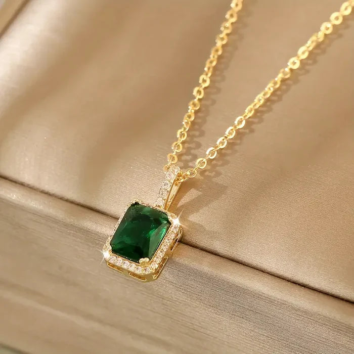 Miriam | Gold-Plated Necklace with Emerald Pendant